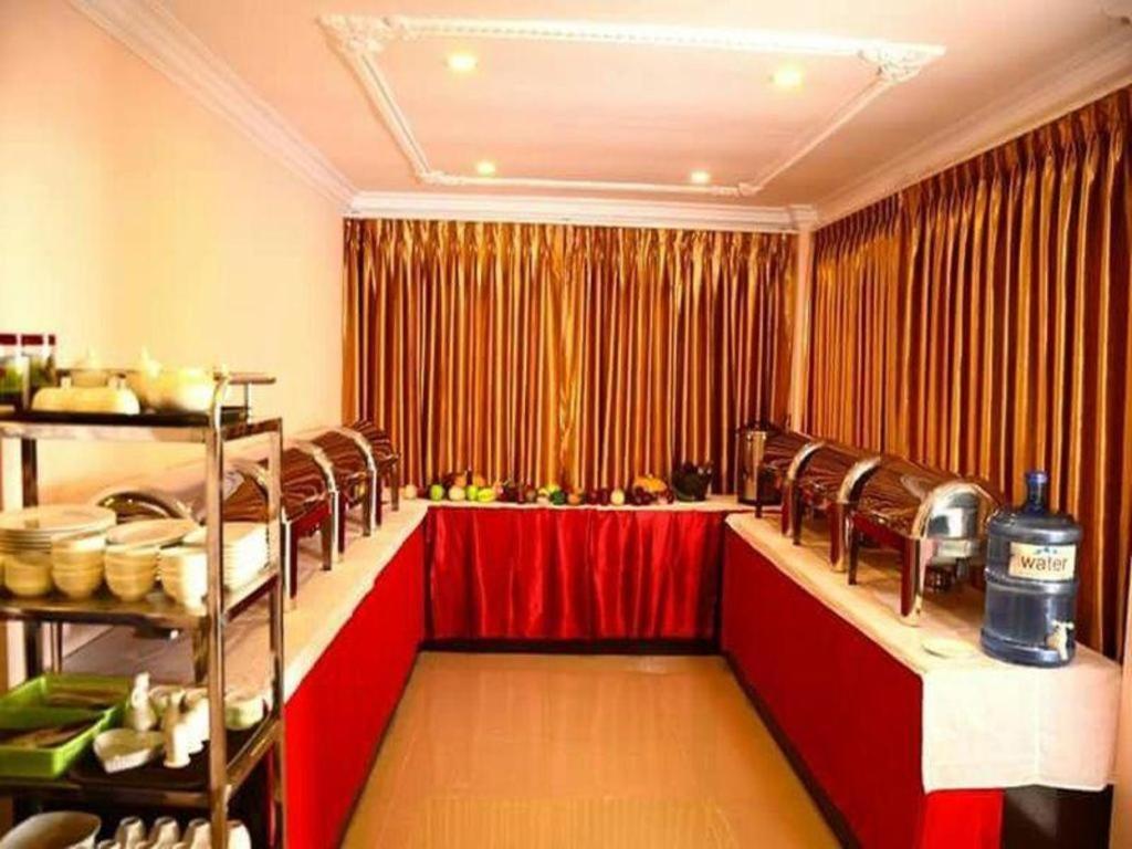 Real Link Hotel Rangoon Buitenkant foto