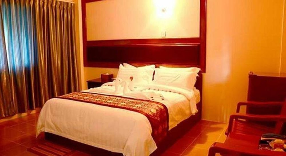 Real Link Hotel Rangoon Buitenkant foto